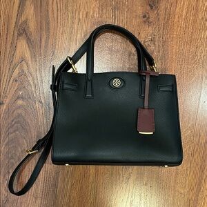 Tory Burch Robinson small black